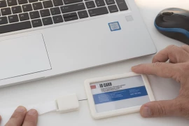 Etui na identyfikator BINO - BIAŁY